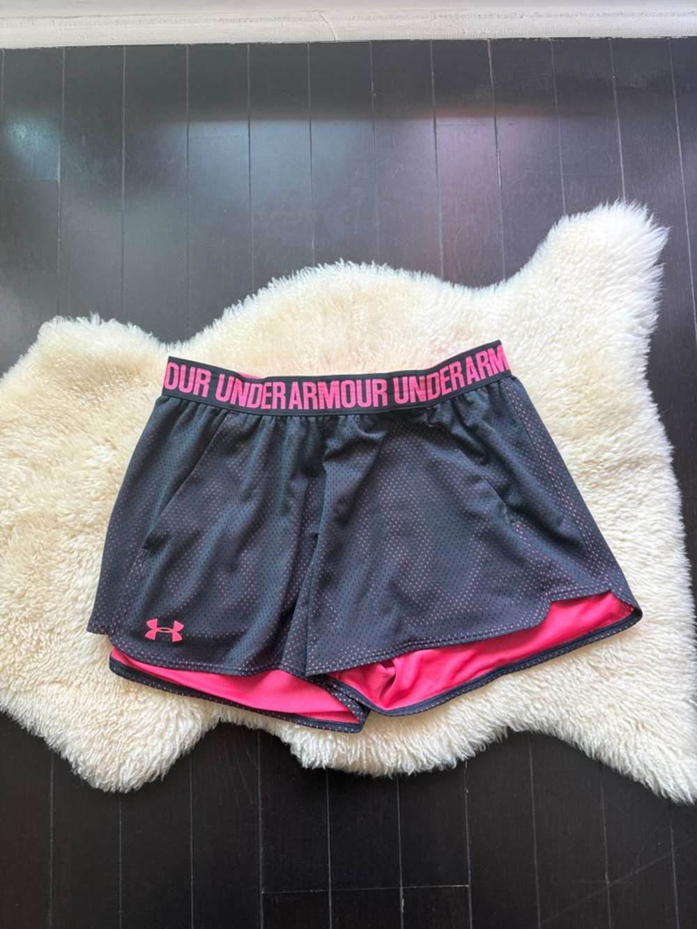 S | Under Armour Women's Black Athletic Shorts with Pink Liner & Waistband